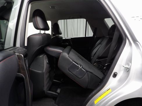 Used 2024 Toyota 4Runner TRD Off-Road Premium image 45