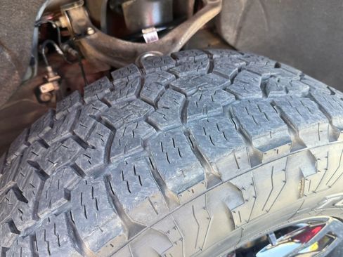 Used 2021 Chevrolet Silverado 1500 LT Trail Boss w/ Bed Protection Package image 39