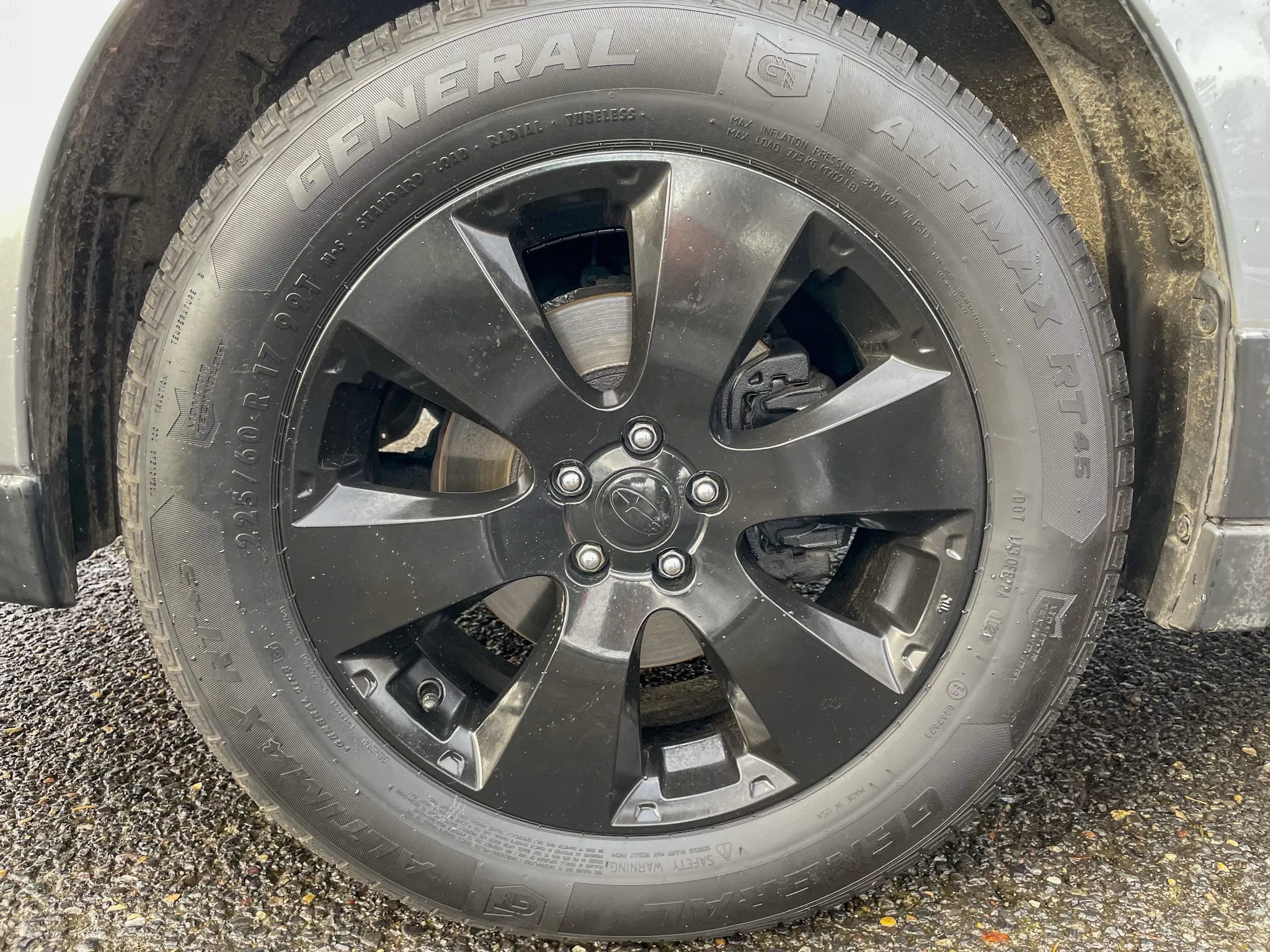 Used 2010 Subaru Outback 2.5i Premium AWD/4WD image 40