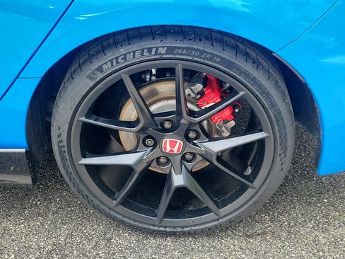 Used 2023 Honda Civic Type R image 7