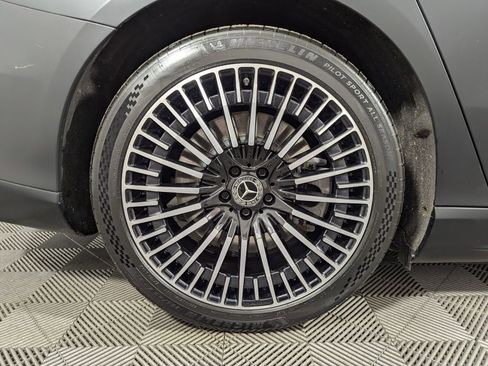 Used 2022 Mercedes-Benz EQS 580 4MATIC Sedan image 27