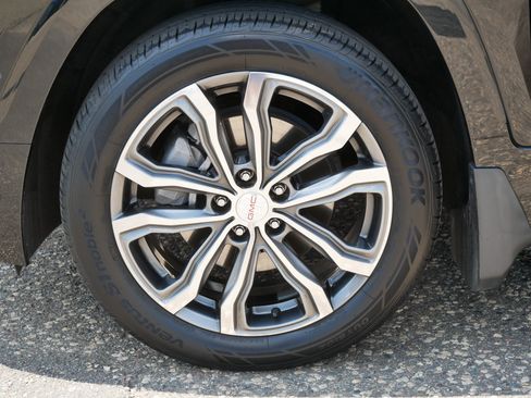 Used 2019 GMC Terrain Denali w/ Advanced Safety Package AWD/4WD image 15