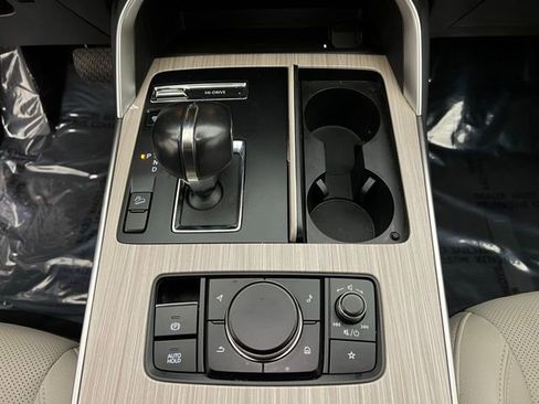 Used 2024 MAZDA CX-90 Plug-In Hybrid w/ Premium Pkg image 19