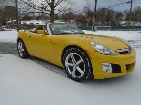 Used 2007 Saturn Sky w/ Premium Trim Pkg image 3