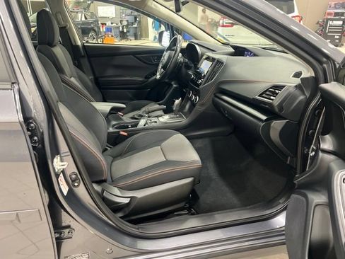 Used 2020 Subaru Crosstrek 2.0i Premium w/ Moonroof Package 1 AWD/4WD image 11
