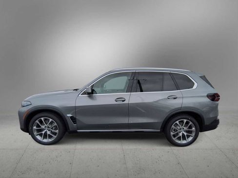 New 2026 BMW X5 xDrive40i image 5