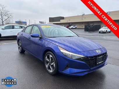 Certified 2023 Hyundai Elantra SEL w/ Convenience Package