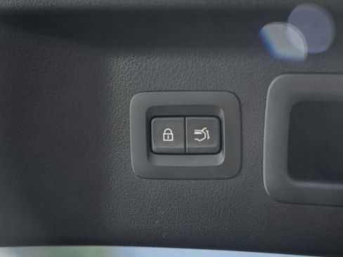 Used 2024 MAZDA CX-90 3.3 Turbo w/ Preferred Package image 11