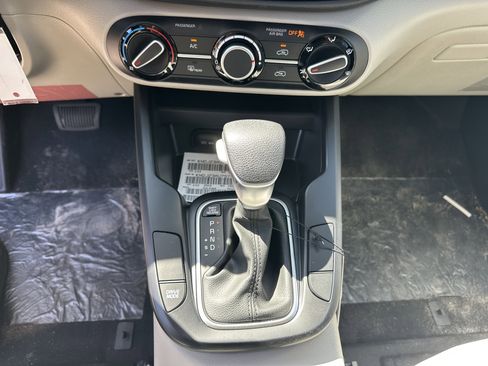 New 2025 Kia Soul LX w/ LX Technology Package image 18