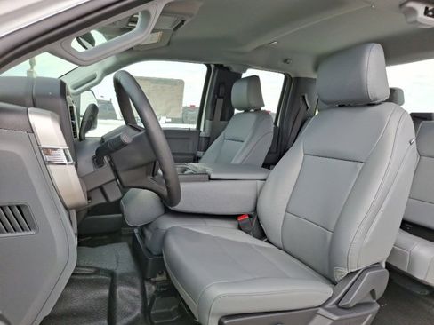 Used 2024 Ford F350 XL w/ Snow Plow Prep Package image 15