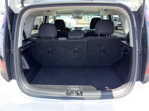 Used 2019 Kia Soul + FWD image 15