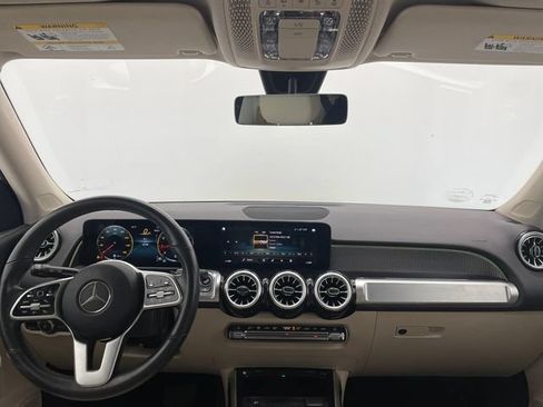 Certified 2022 Mercedes-Benz GLB 250 4MATIC image 6