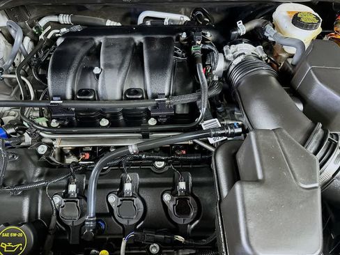 Certified 2019 Ford Explorer Limited w/ Ford Safe & Smart Package image 10