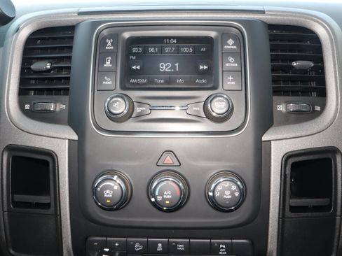 Used 2018 RAM 2500 Tradesman w/ Chrome Appearance Group AWD/4WD image 23