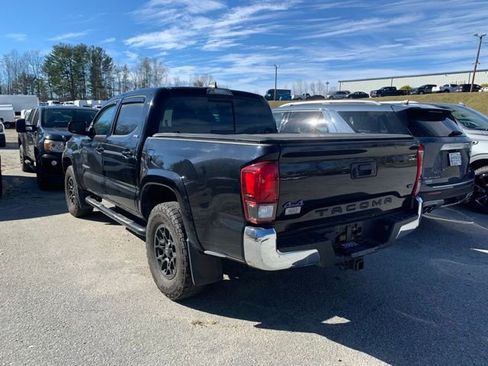 Used 2019 Toyota Tacoma SR5 image 19