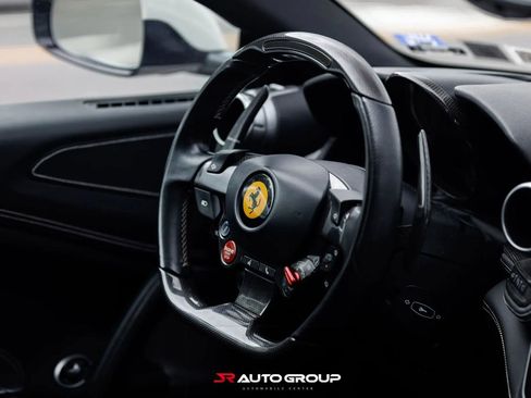 Used 2018 Ferrari GTC4Lusso T image 14