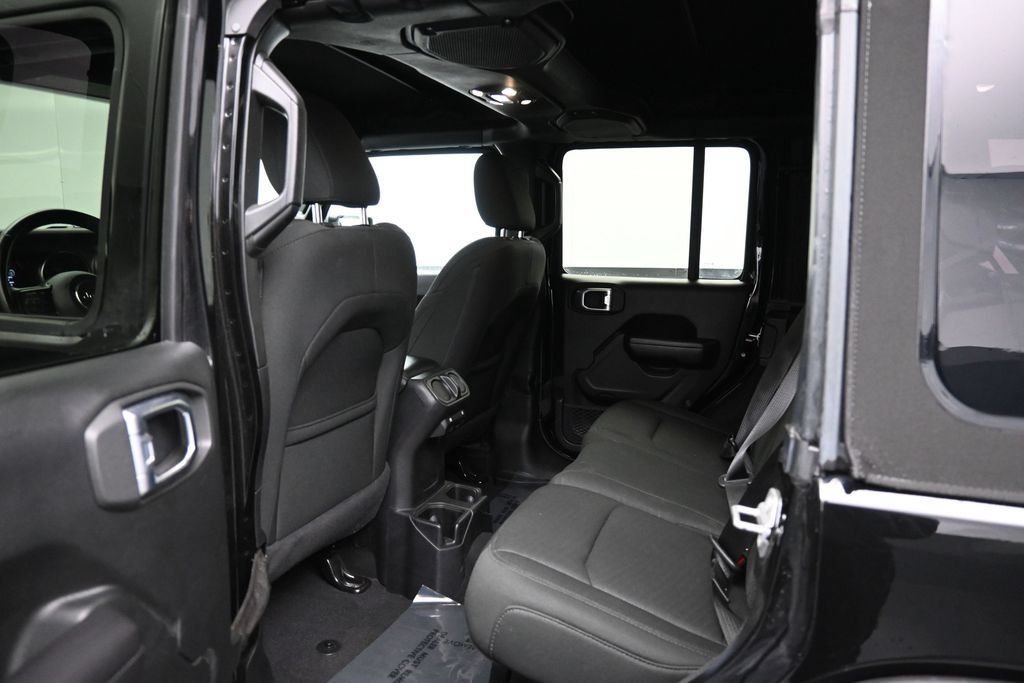 Used 2020 Jeep Wrangler Unlimited Sport S AWD/4WD image 23