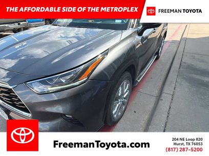 Used 2020 Toyota Highlander Limited