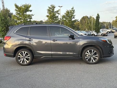 Used 2024 Subaru Forester Limited AWD/4WD image 2