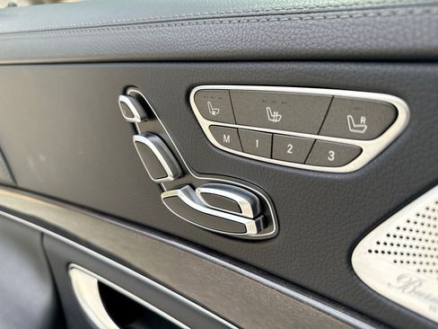 Used 2018 Mercedes-Benz S 560 Sedan image 14