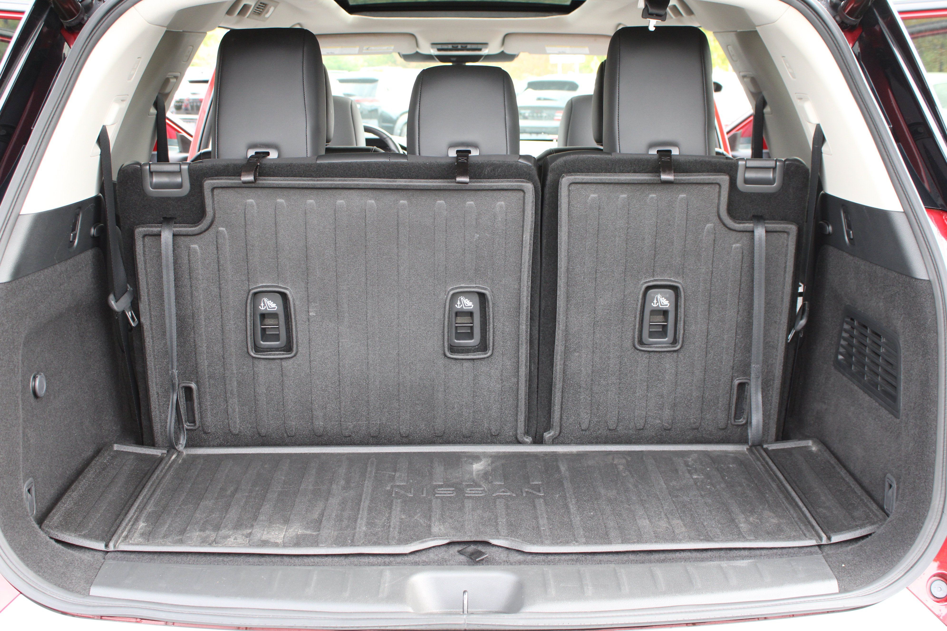 Used 2024 Nissan Pathfinder SL w/ SL Premium Package AWD/4WD image 13