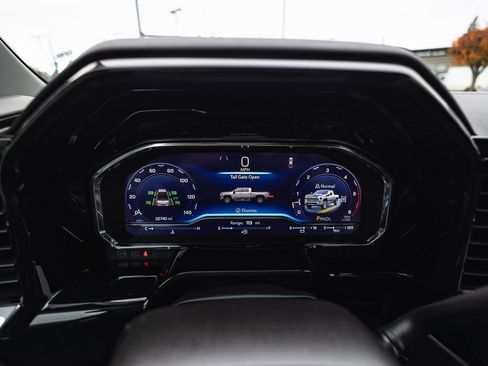 Used 2024 Chevrolet Silverado 3500 LT image 19