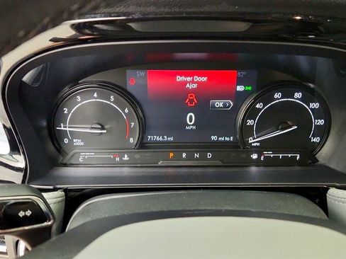 Used 2021 Lincoln Corsair FWD w/ Premium Package image 14