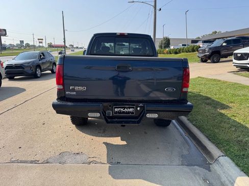 Used 2002 Ford F250 XLT image 4