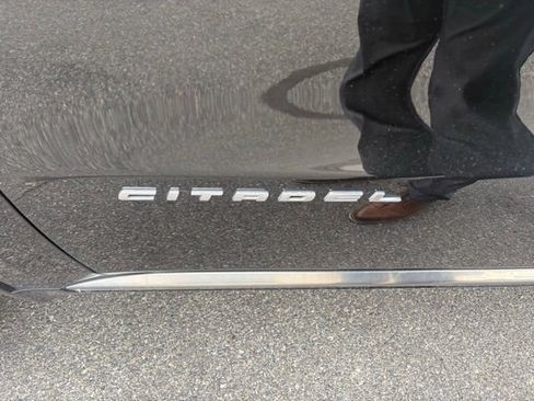 Certified 2022 Dodge Durango Citadel image 11