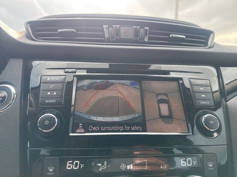 Certified 2022 Nissan Rogue Sport SV w/ Technology Package image 42