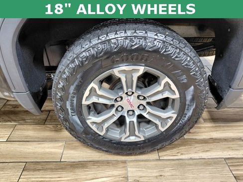 Used 2019 GMC Sierra 1500 SLE w/ SLE Value Package image 12