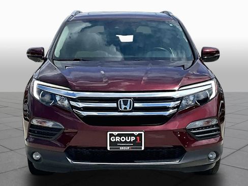 Used 2018 Honda Pilot Touring image 4