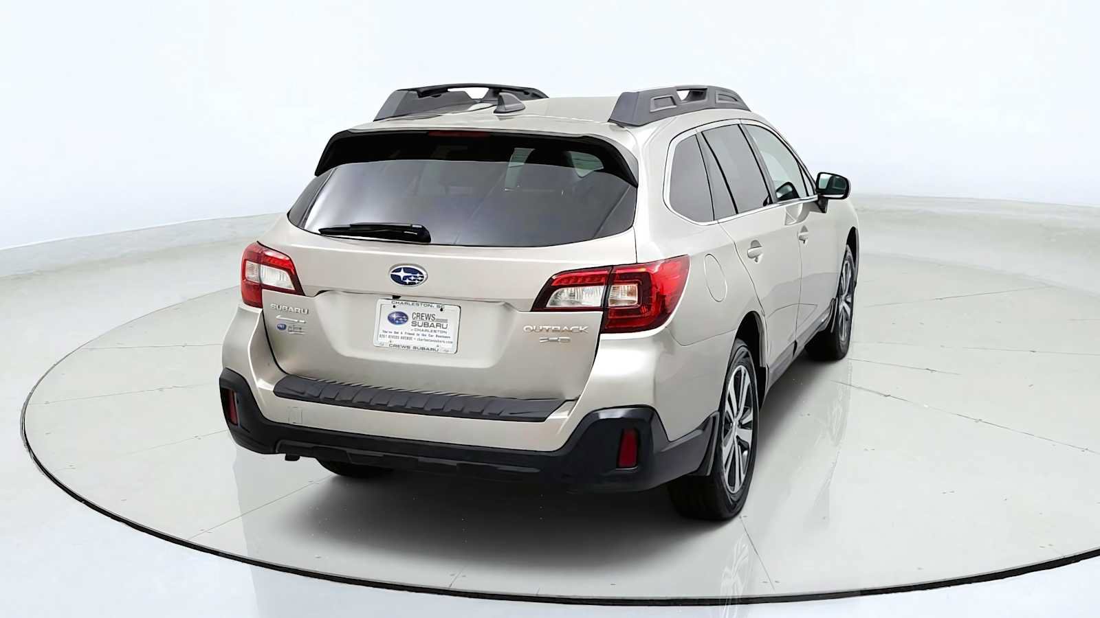 Used 2019 Subaru Outback 3.6R Limited w/ Popular Package #2 AWD/4WD image 8