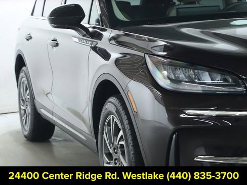 Certified 2023 Lincoln Corsair Standard image 9