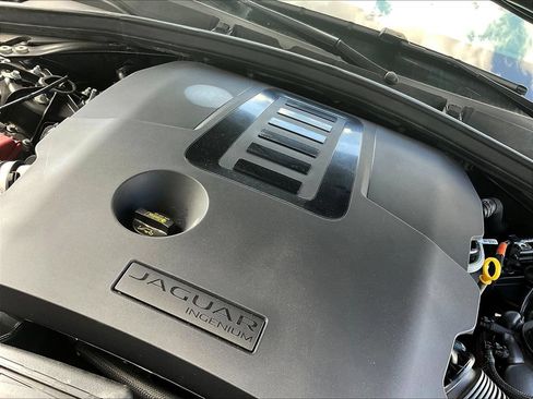 Used 2023 Jaguar F-PACE R-Dynamic S AWD/4WD image 30
