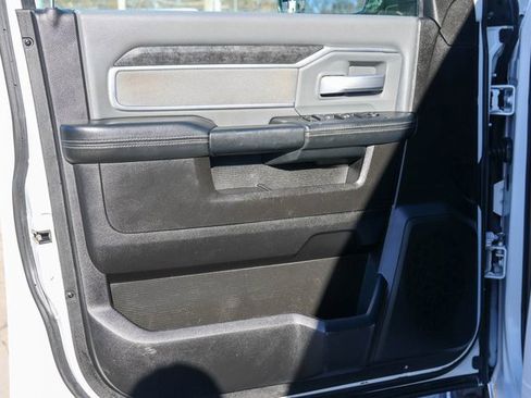 Used 2019 RAM 2500 Big Horn image 10