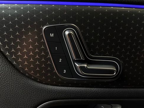 Used 2025 Mercedes-Benz GLA 250 image 23