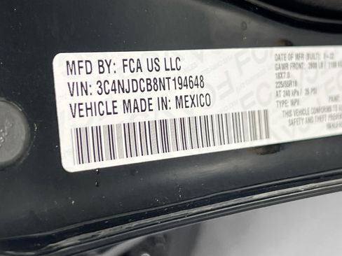 Used 2022 Jeep Compass Limited AWD/4WD image 29