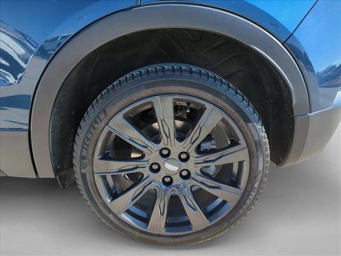 Used 2020 Cadillac XT4 Premium Luxury w/ Cold Weather Package image 25