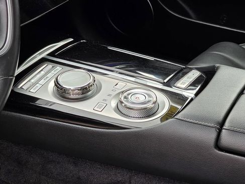 Used 2023 Genesis G80 2.5T image 21