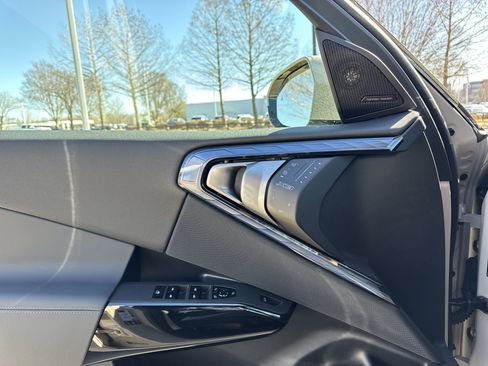 New 2026 BMW X3 xDrive30 w/ Premium Package image 18