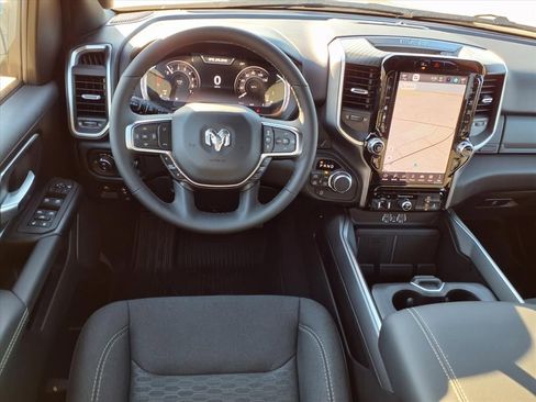 New 2026 RAM 1500 Big Horn AWD/4WD image 3