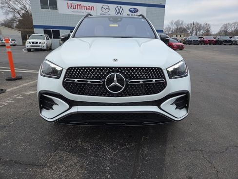 Used 2025 Mercedes-Benz GLE 450 4MATIC image 2