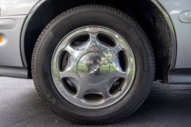 Used 1999 Buick Riviera Supercharged Coupe FWD image 57