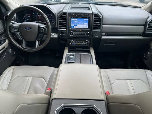Used 2018 Ford Expedition Limited w/ Equipment Group 302A RWD image 29