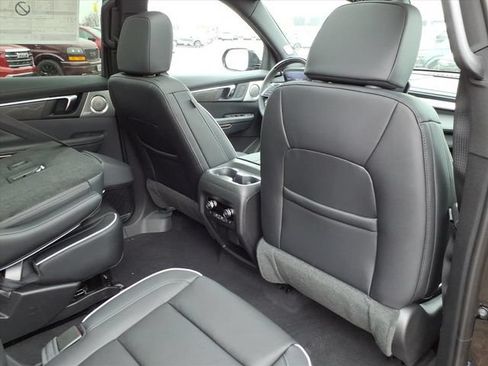 New 2026 Buick Enclave Avenir w/ Super Cruise Package AWD/4WD image 22