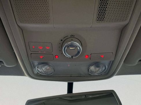 Used 2013 Volkswagen Passat 2.5 SEL Premium image 37