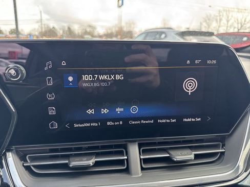 New 2026 Chevrolet Trax RS w/ Sunroof Package FWD image 16