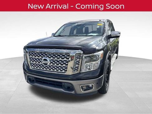 Certified 2017 Nissan Titan Platinum Reserve RWD image 2