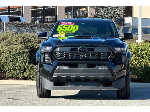 New 2026 Toyota Tacoma TRD Sport image 9